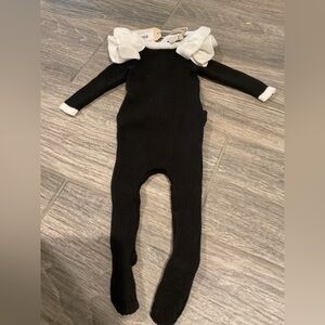 Black and White Kids One Piece noo v’el Knit Ruffle Shoulder Footie 3M NWT
